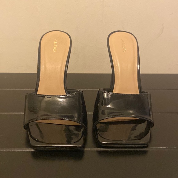 ALDO black heels - Picture 2 of 6